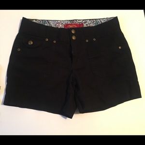 One 5 One black shorts